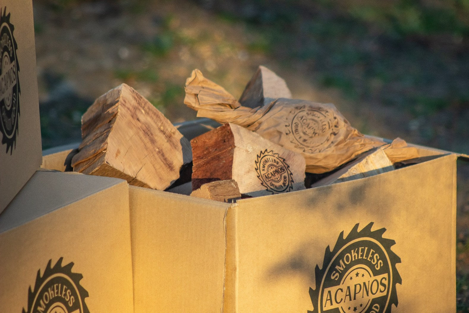 9 kg Acapnos® Premiumbrennholz getrommelt für Feuerschalen, Grills und Kaminöfen, 5cm Buchenscheite inkl. Öko-Grillanzünder